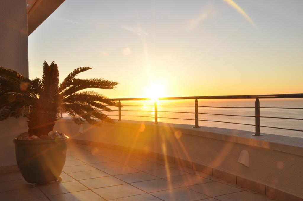 Bay Reflections Camps Bay Luxury Serviced Apartments เคปทาวน์ ห้อง รูปภาพ